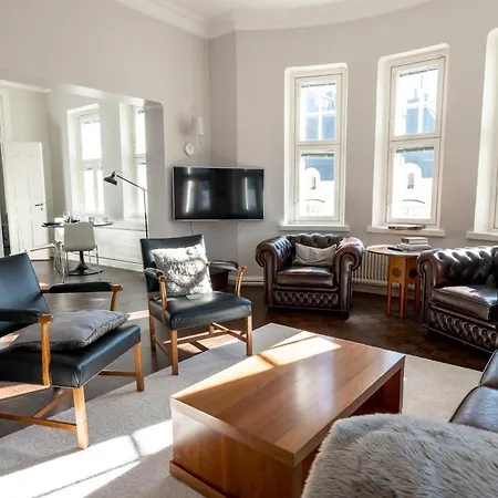 2ndhomes Beautiful 1br With Sauna In Centre 헬싱키