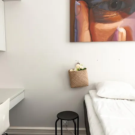 2ndhomes Beautiful 1br With Sauna In Centre * 헬싱키