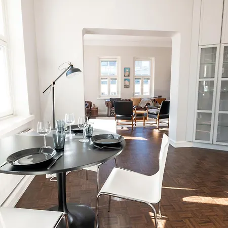 아파트 2ndhomes Beautiful 1br With Sauna In Centre