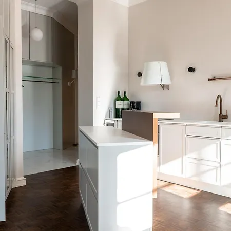 2ndhomes Beautiful 1br With Sauna In Centre Διαμέρισμα *