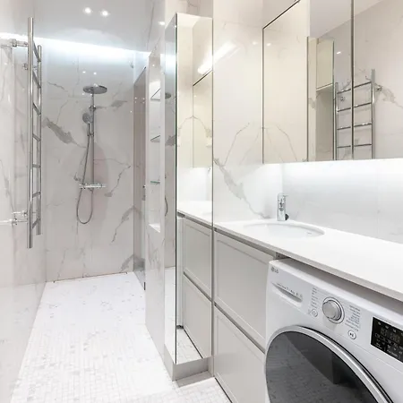 2ndhomes Beautiful 1br With Sauna In Centre